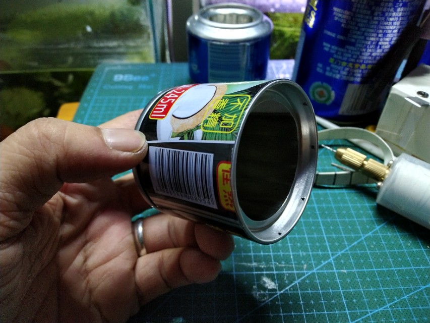 椰子汁罐制作酒精炉,自己制作猛火酒精炉