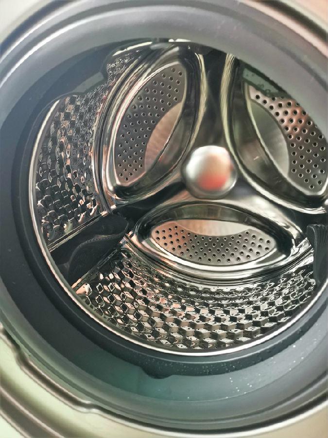 美的洗衣机全自动家用,美的全自动滚筒洗衣机家用