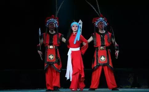 窦娥冤里的典故,比窦娥还冤的典故怎么来的