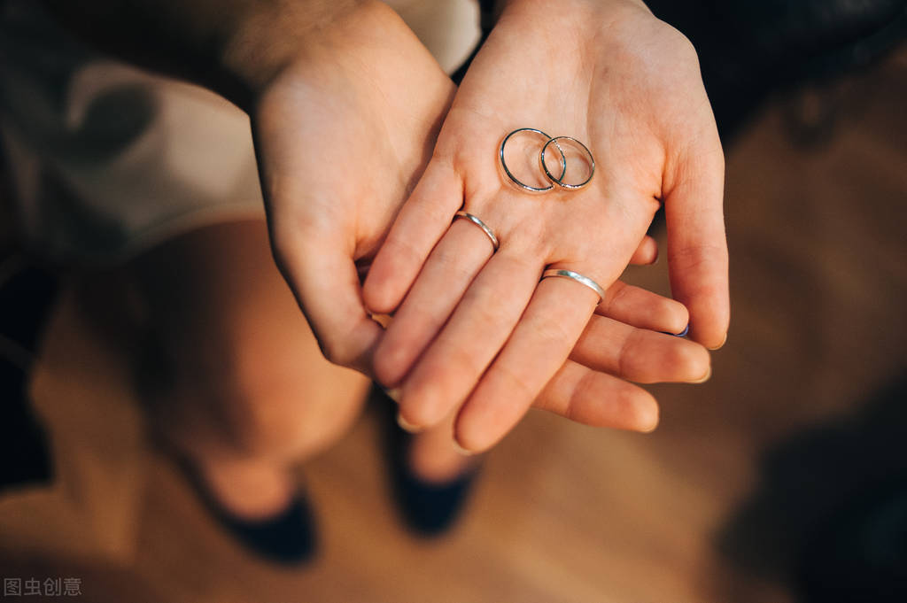 配偶隐瞒重大疾病该怎么办,婚姻法中隐瞒重大疾病指哪些