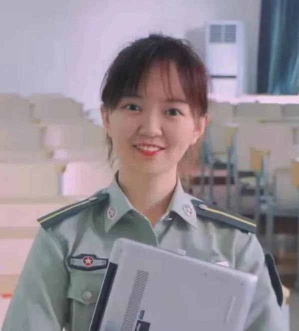 军人专门理发,军人理发型视频