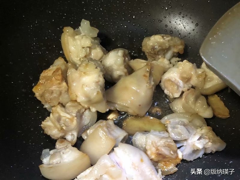 黄豆炖猪蹄最正宗的做法,黄豆炖猪蹄怎么炖才能好吃