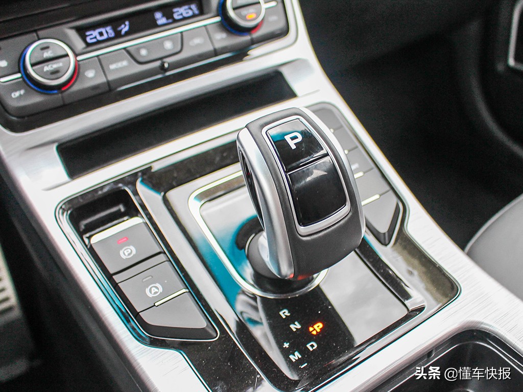 13万左右1.5t,说车吉利帝豪gs2018运动型自动