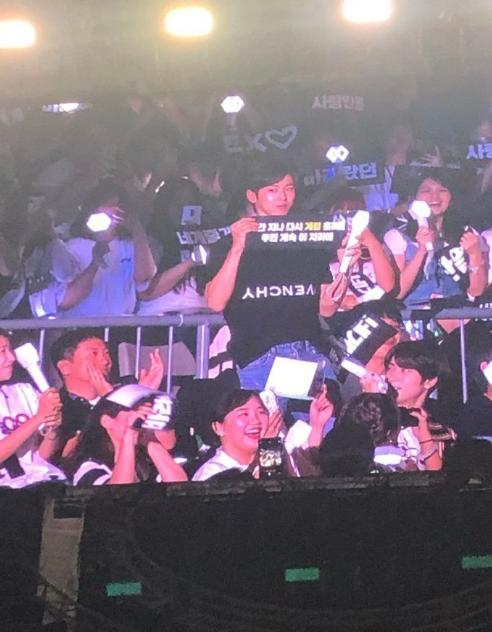 exo五巡集体朴灿烈,exo五巡kai灿烈