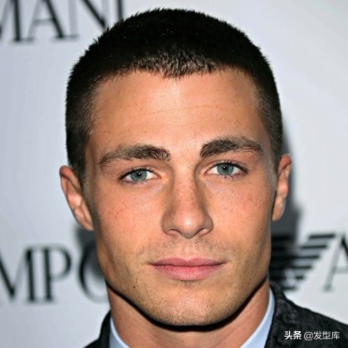 干练清爽的男士短发样式,精简发型男短发