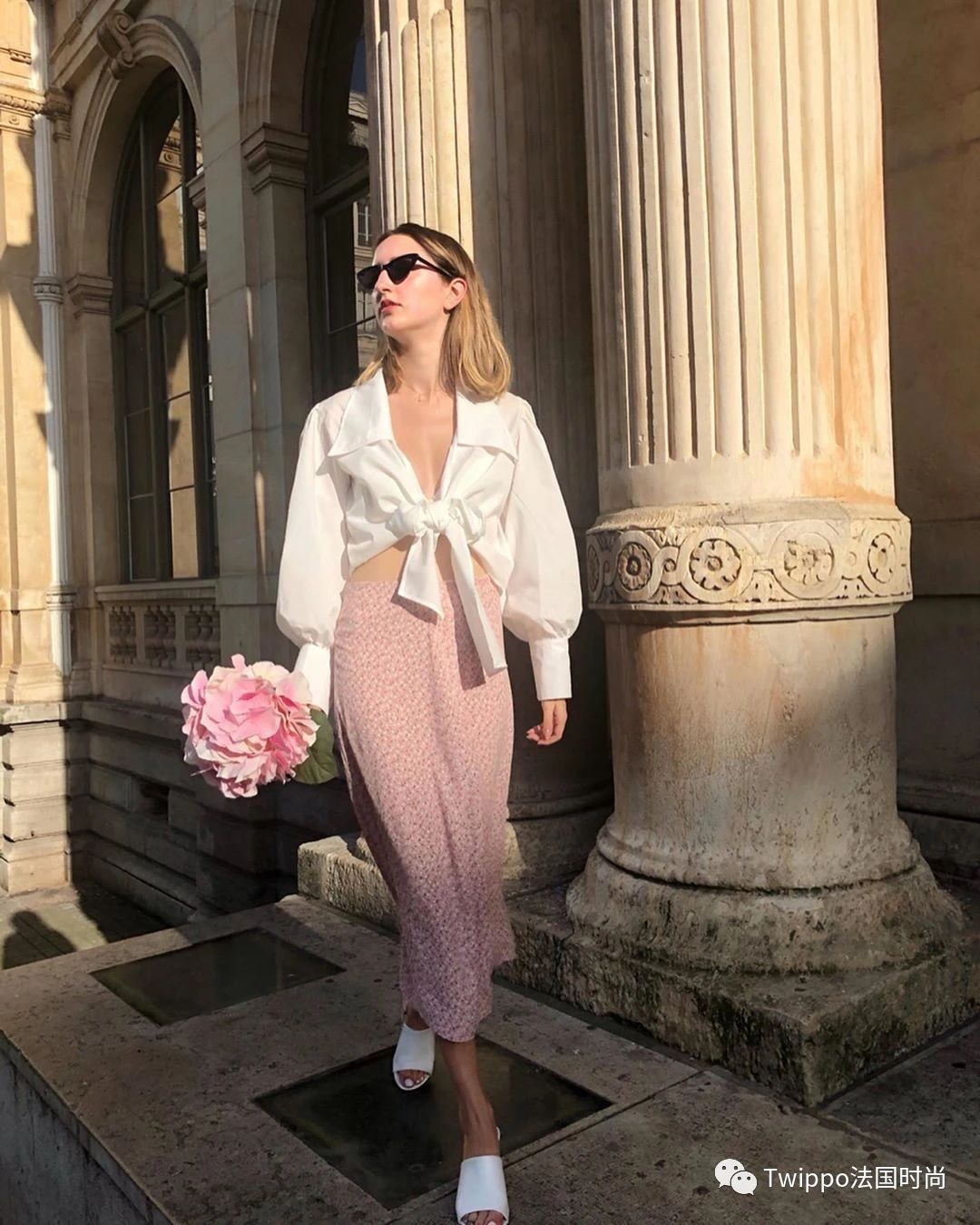 巴黎女孩春天穿什么裙子,法国女人夏天穿什么裙子