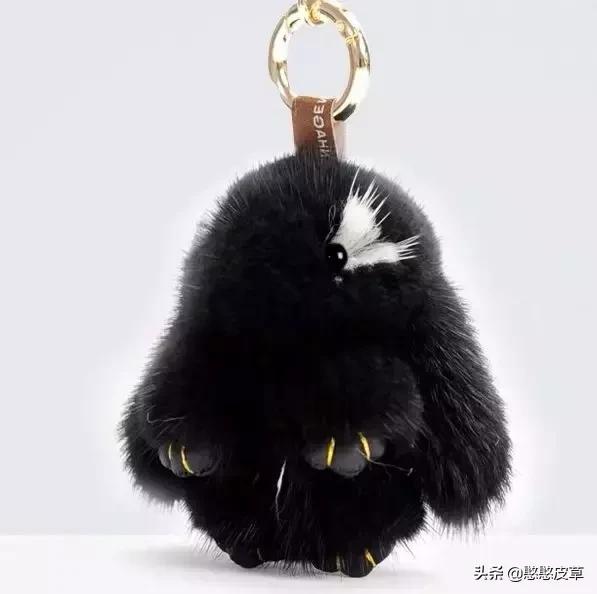 獭兔皮草怎么分辨是真是假,兔毛皮草怎么鉴别真假