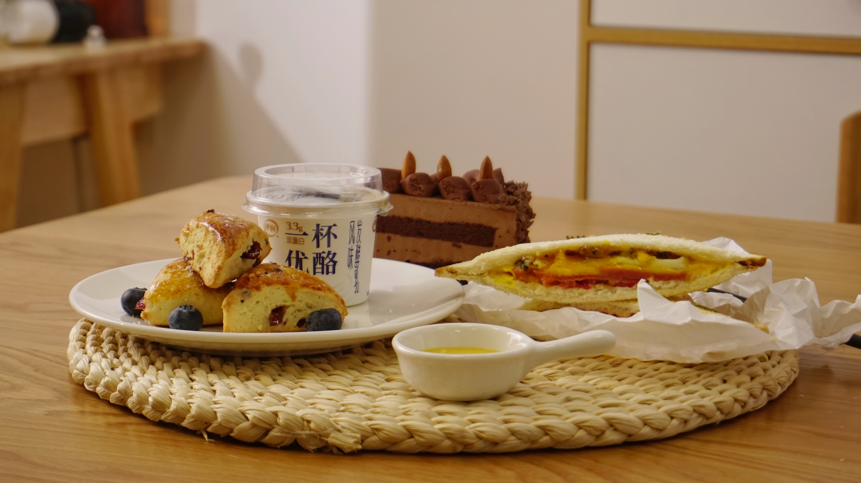 蔓越莓司康英式下午茶,夏日甜品蔓越莓全麦面包