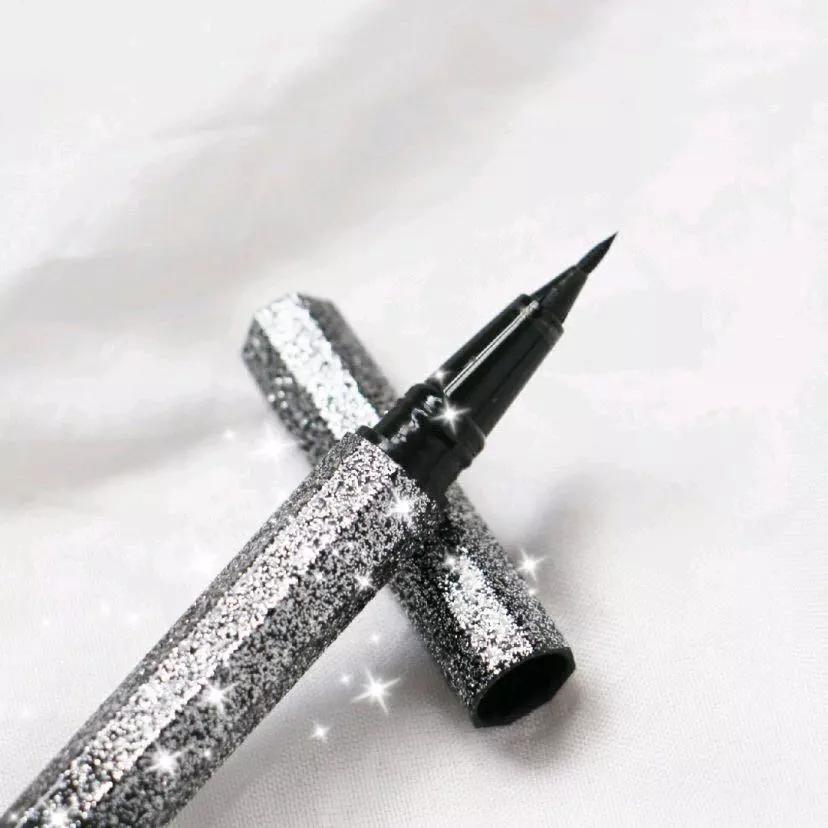 适合去音乐节的妆容教程,a到爆的女生妆