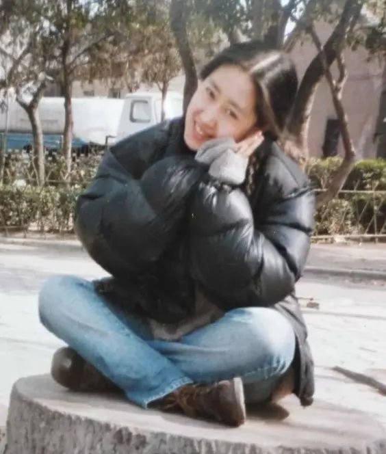 45岁刘敏涛风格大变,44岁刘敏涛活得有多潇洒