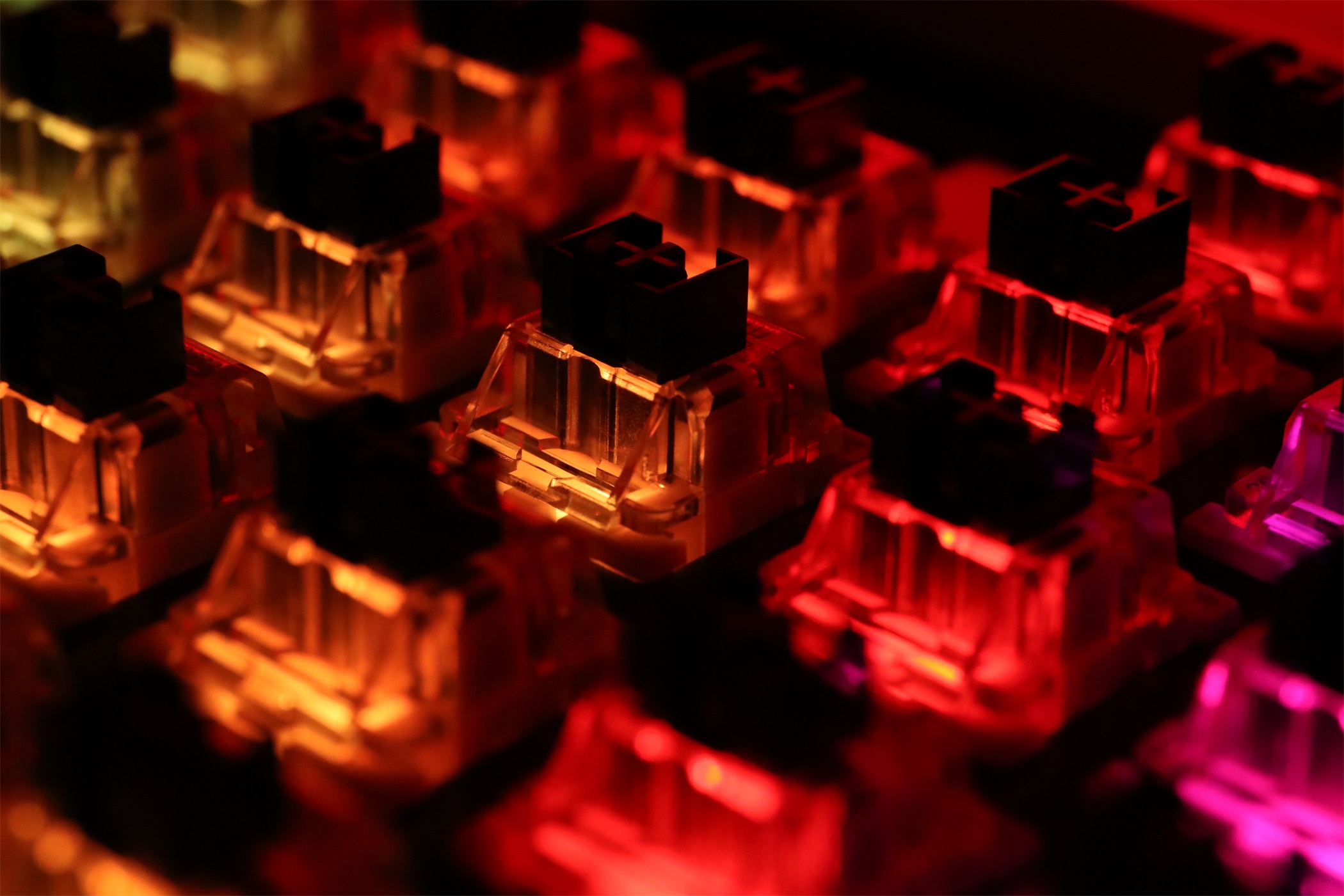 性价比超高的超薄无线键盘,性价比热插拔机械键盘推荐