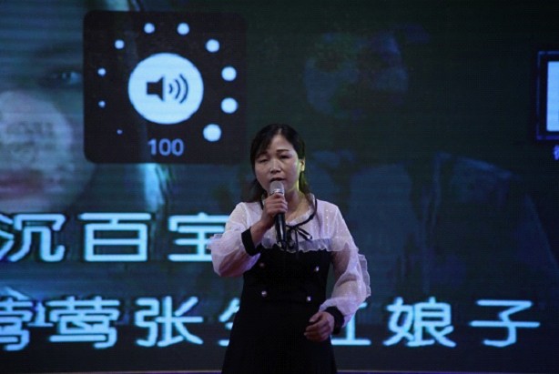 秋风送爽丹桂飘香秋雨绵绵,秋风送爽丹桂飘香秋意浓