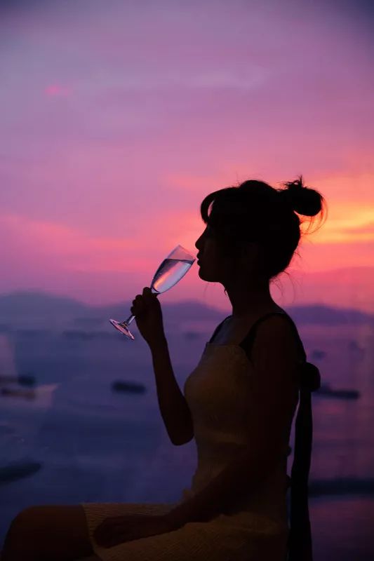 住进香港“最骚气”的酒店：香港W酒店