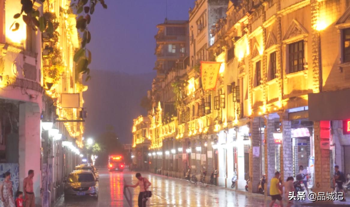 梧州必吃小吃,广西梧州小吃美食一条街