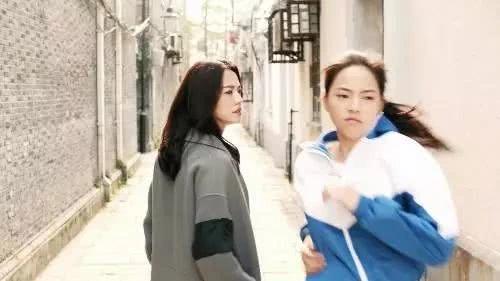 “高中3年，爸爸定期带我检查处女膜”：我的一生，毁于懂事