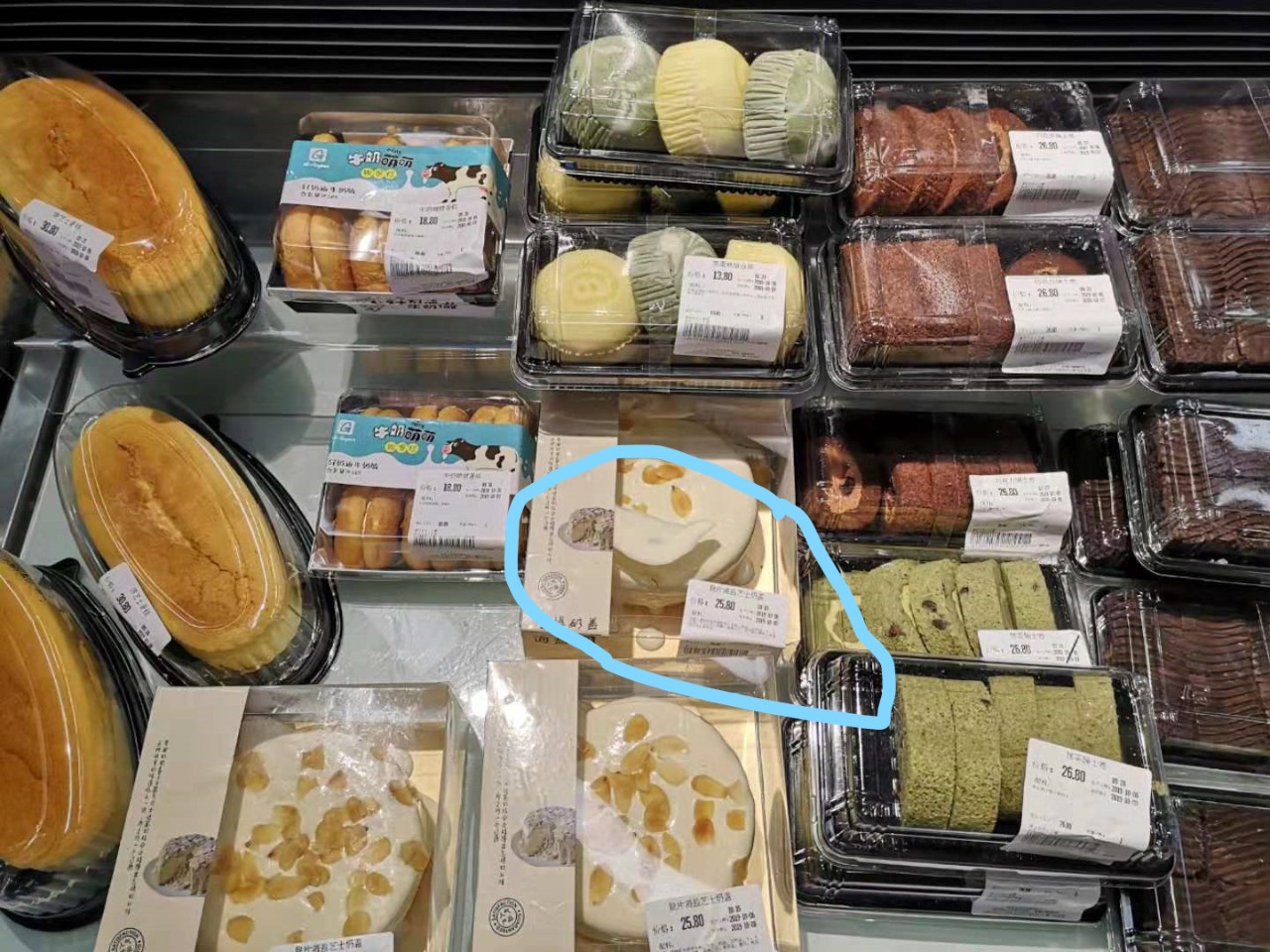 深圳西丽益田假日里人流,开业第一天人流量爆棚