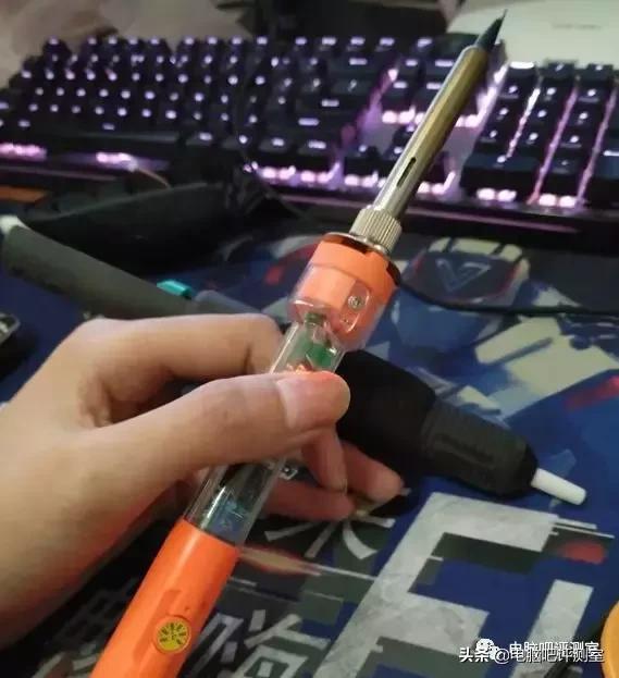 鼠标按键总是连击,鼠标按键连击鼠标没坏怎么回事