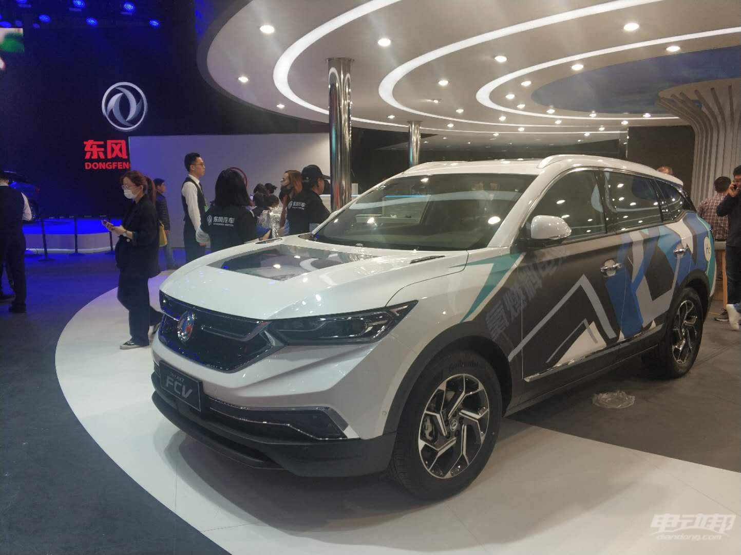 表面的风光可又谁知道,上海车展新款7座新能源