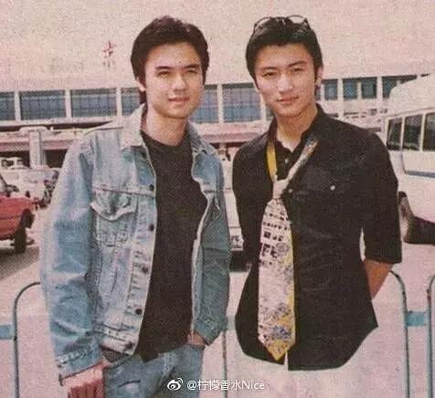 谢霆锋年轻时的颜值pk吴彦祖,谢霆锋年轻时的颜值和谢贤的照片