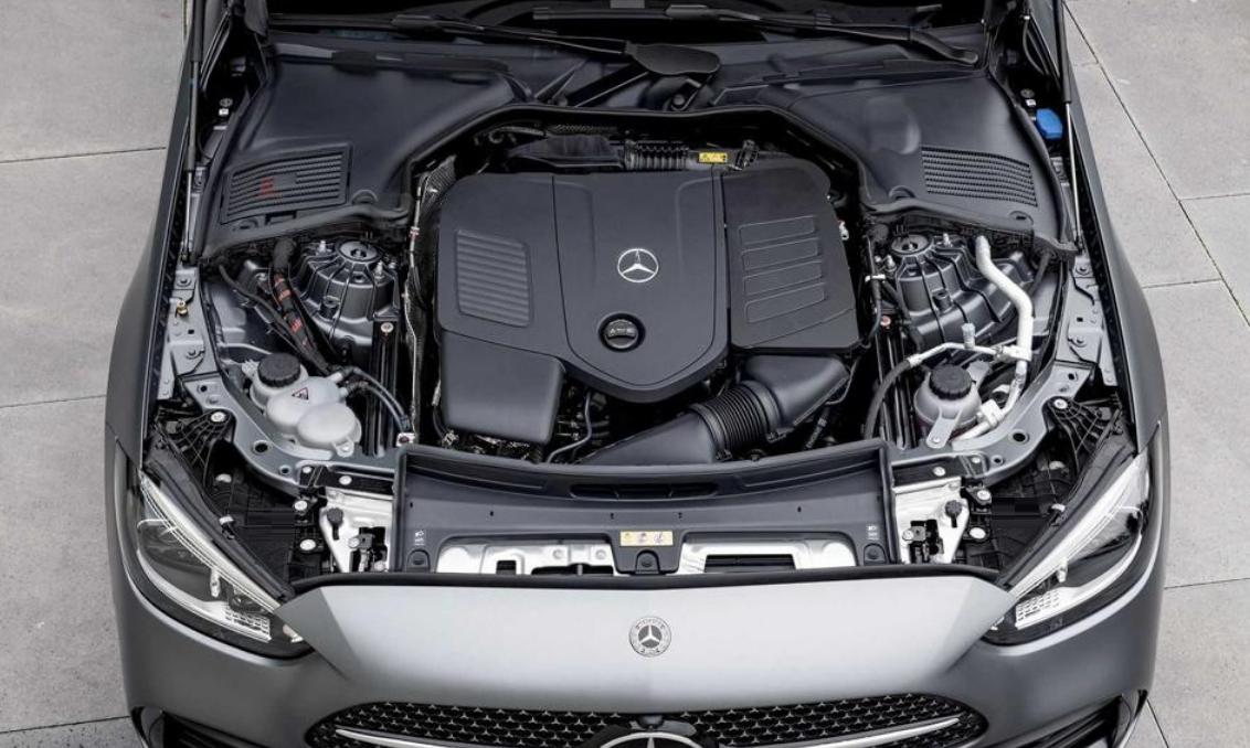 奔驰c级2021款c200l时尚型运动版,全新奔驰c级值得购买嘛