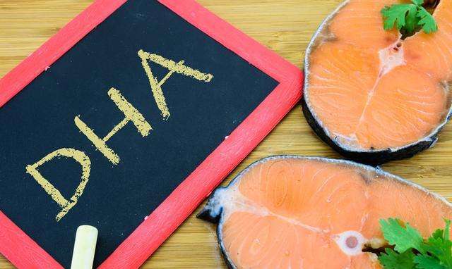 婴儿补充dha真的能让大脑变聪明吗,为什么医生不推荐婴儿补dha