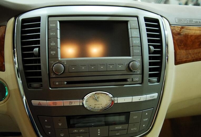 别克君越2024款值不值得购买,车长五米的别克