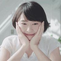 什么动作可以让男生心动,什么肢体动作让女生心动