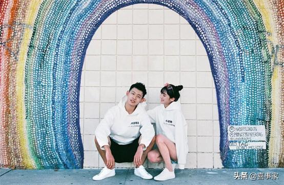 清新唯美的婚纱照简单才最美,青岛春天外景婚纱照