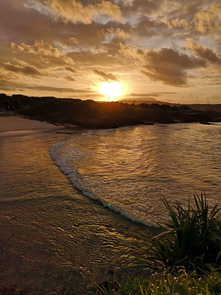 巴厘区蓝梦岛,蓝梦岛的海水超级美