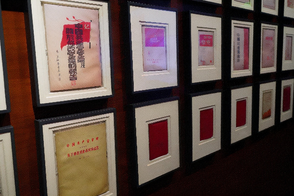 前路漫漫，光阴匆匆，先辈常驻吾心