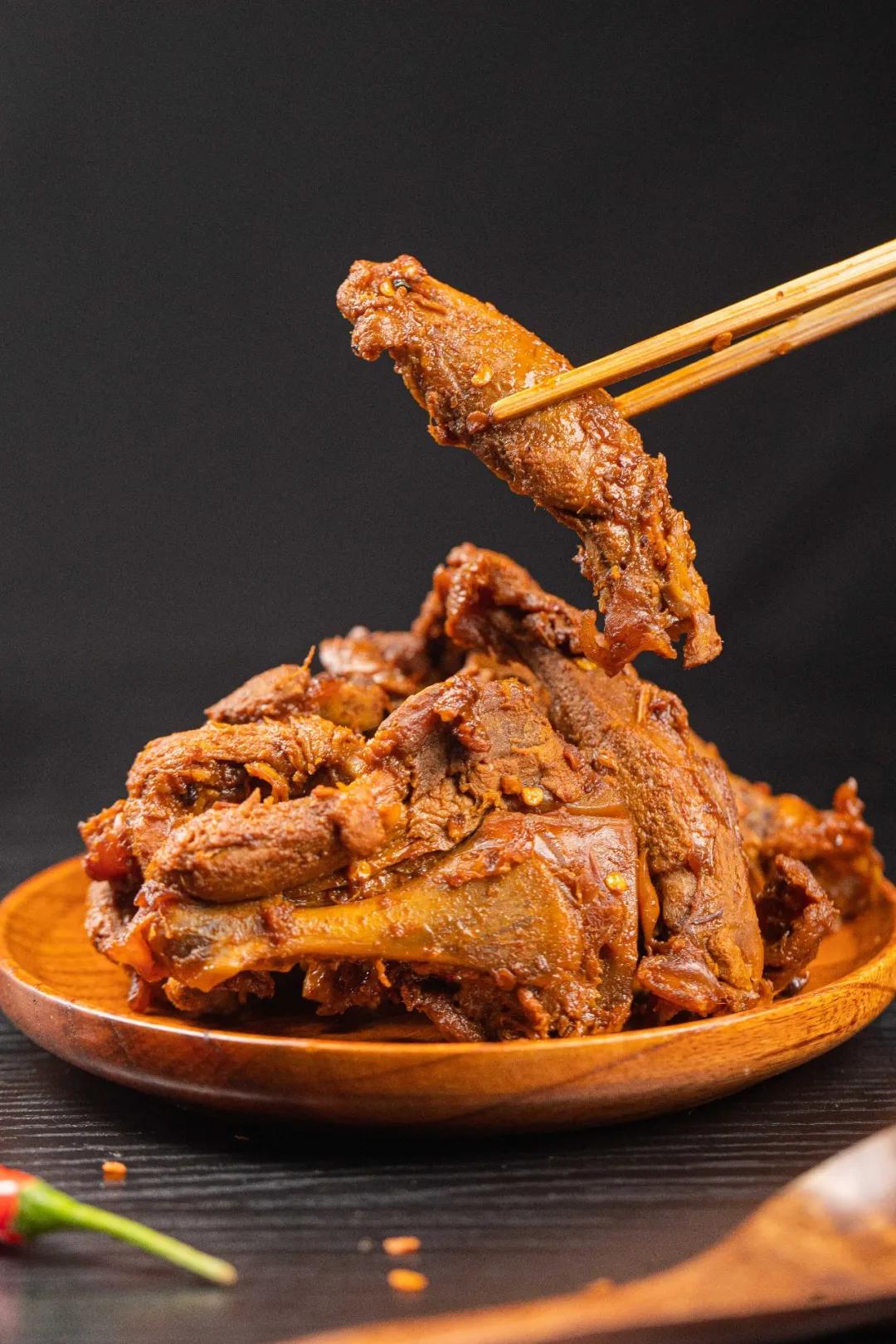 鸭脖鸭翅锁骨,绝味麻辣鸭脖锁骨鸭翅