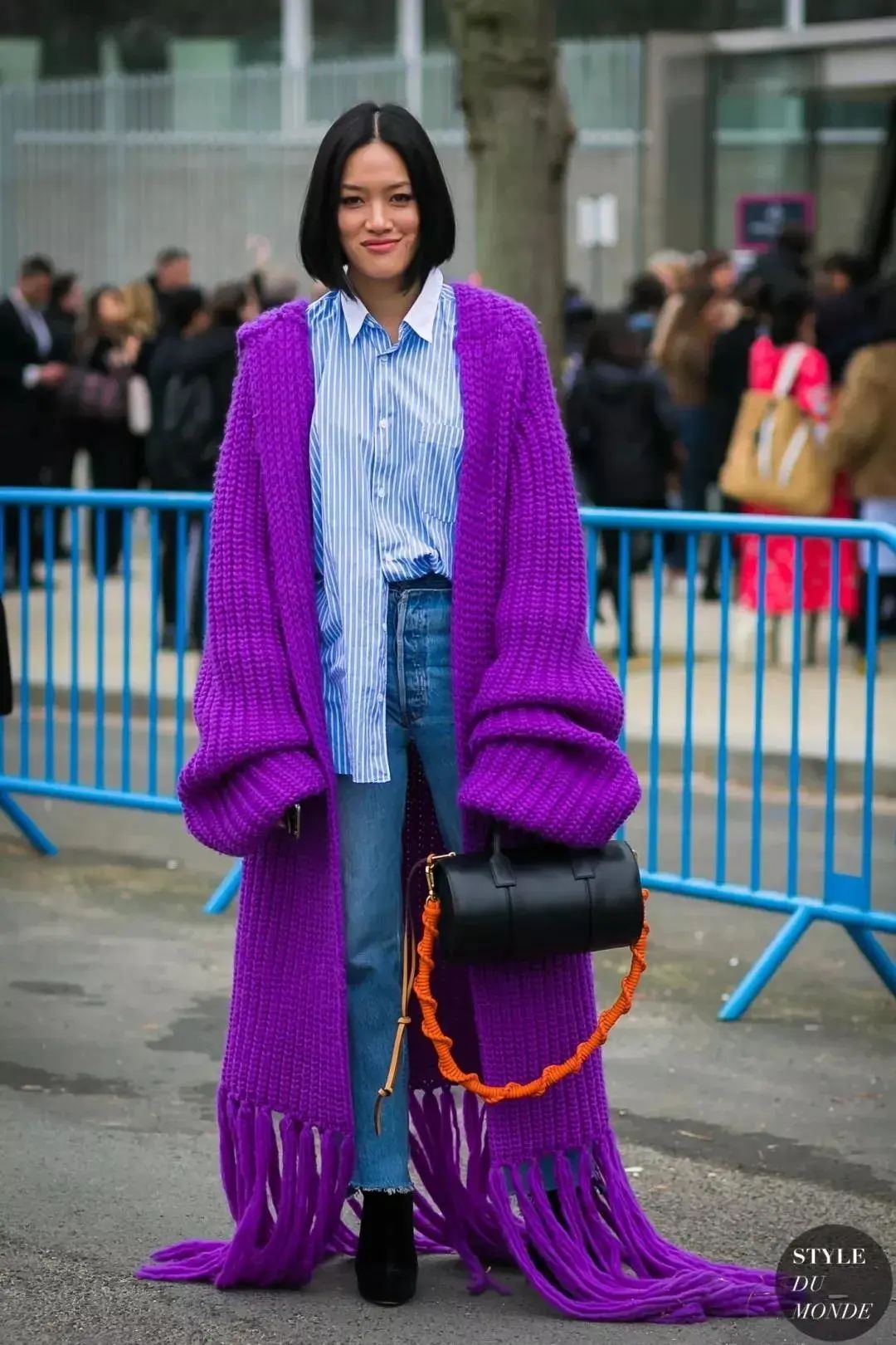 肤色穿什么颜色显黑,穿亮色显土是什么原因