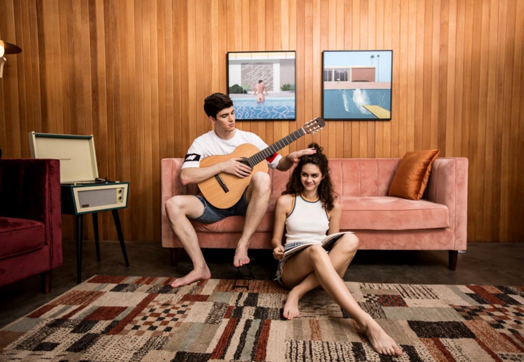 吉他长期不弹怎么保养,保养吉他可以用酒精擦吗