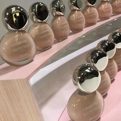 甜美系列来啦今日份美妆穿搭,2021秋冬潮流穿搭美少女