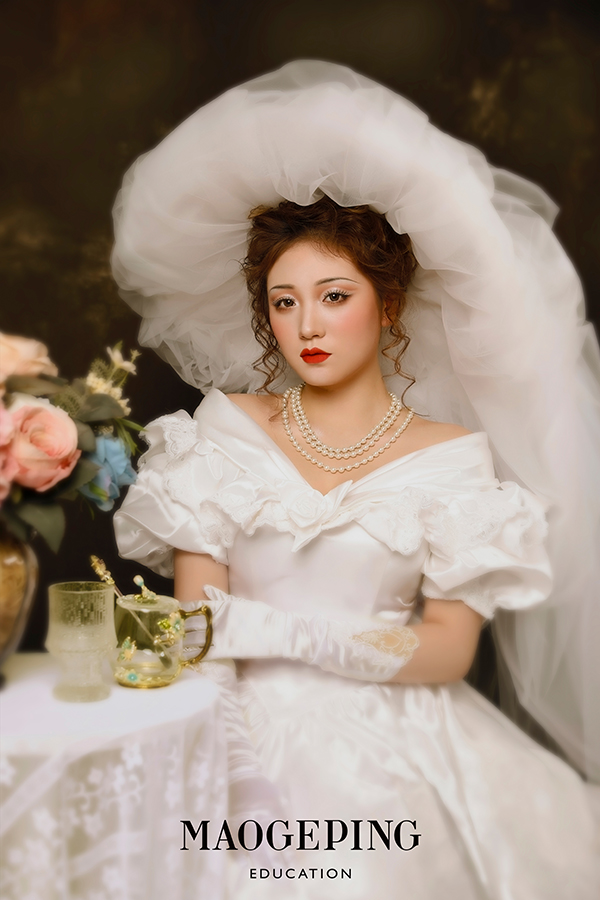 学化妆培训学校学费多少钱,学化妆学费多少钱长沙