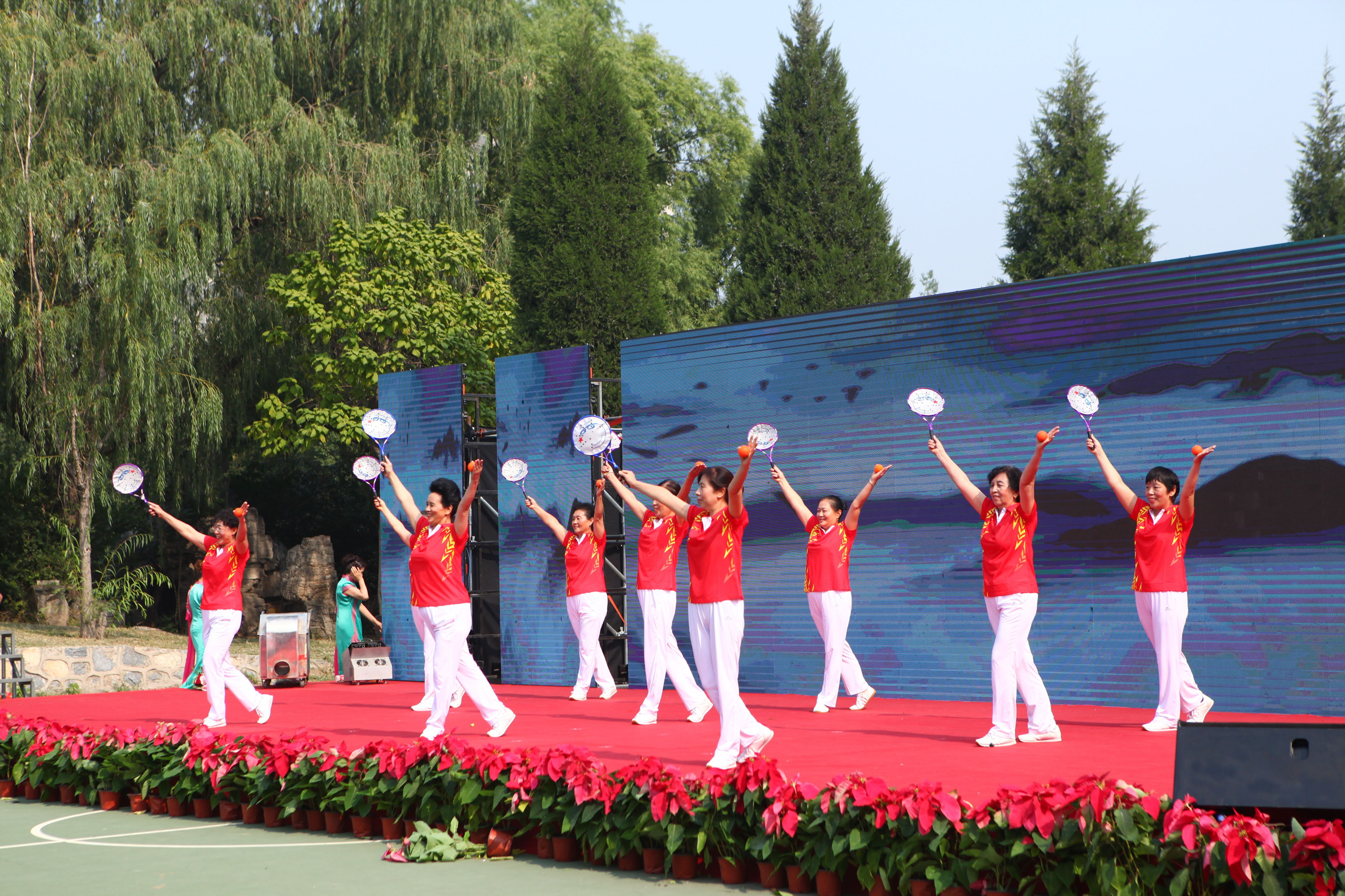 赢海庄园社区“情暖为老迎重阳,我为祖国庆华诞”主题活动顺利举办