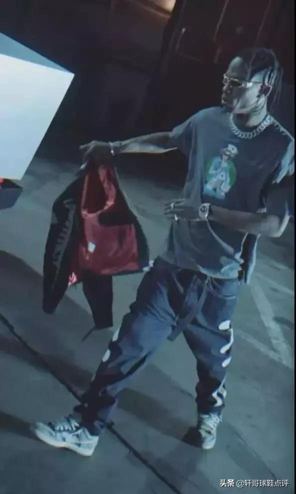 travisscottdunk涓夋柟鑱斿悕,瓒呯骇纰梩ravisscott