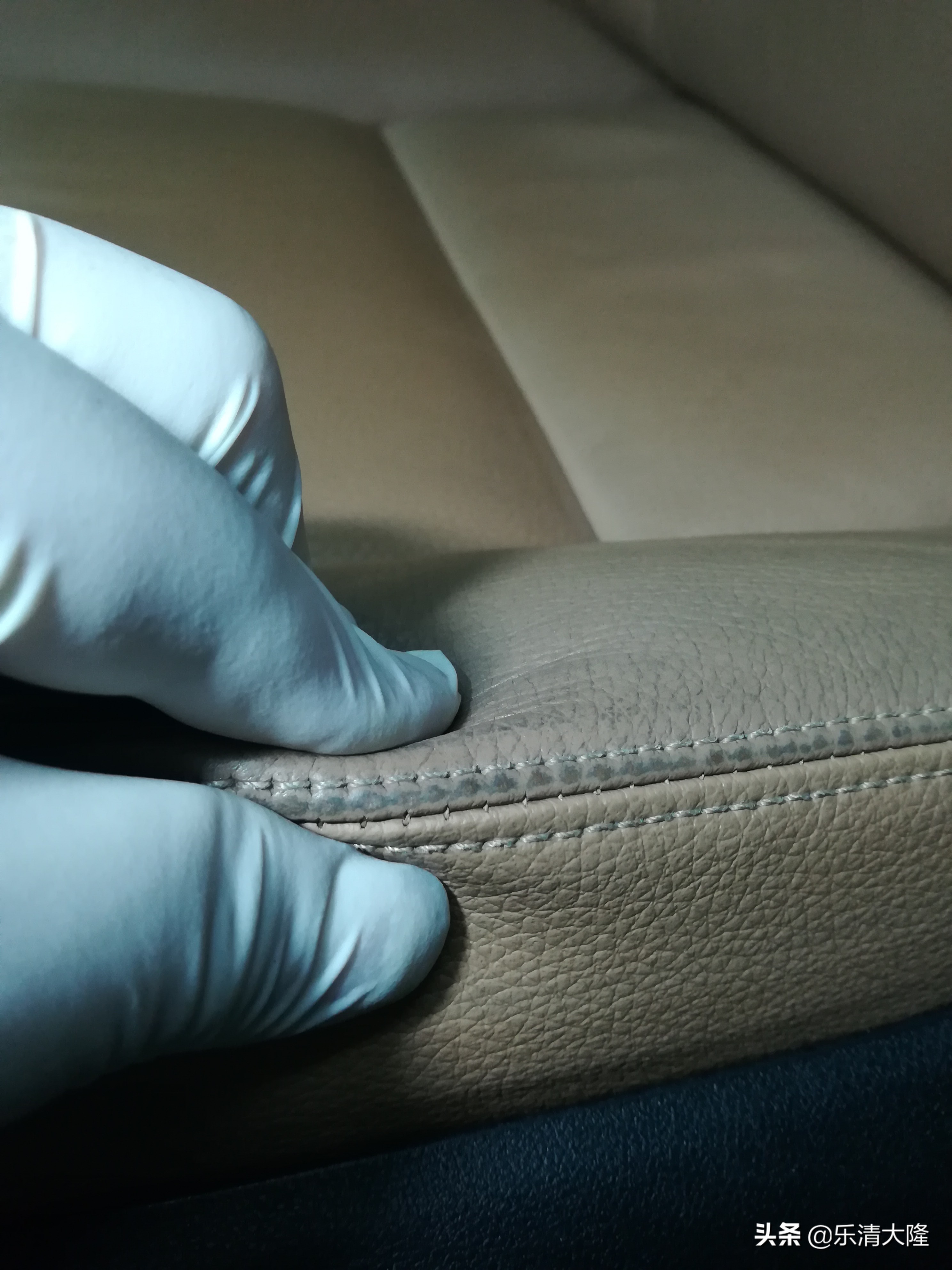 广州宝马7系内饰清洗,宝马7系发动机舱清洗