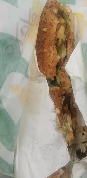 我穿着两条秋裤套牛仔外加带绒冲锋衣，来到零上29度的墨西哥