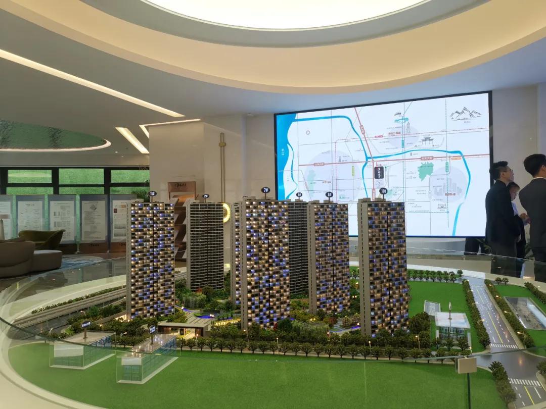 南京赛虹桥淮风晓月,南京上铁淮风晓月值得购买吗