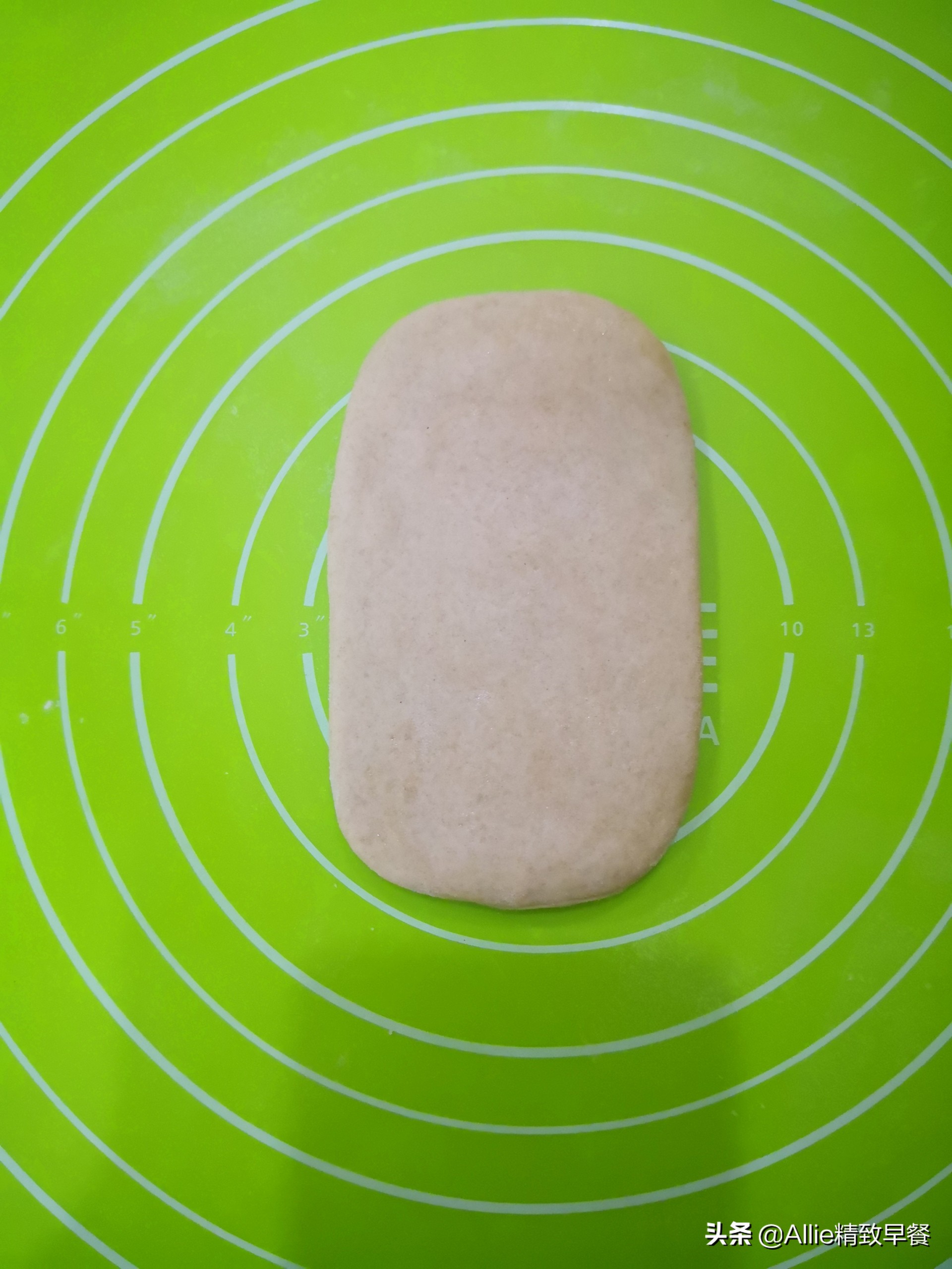 酥酥烧饼正宗做法,五香酥烧饼做法大全