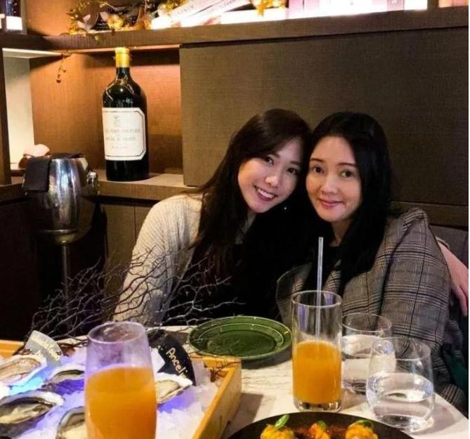 “蜜桃女神”李丽珍，就这样写下了她的结局，苦尽甘来终无遗憾