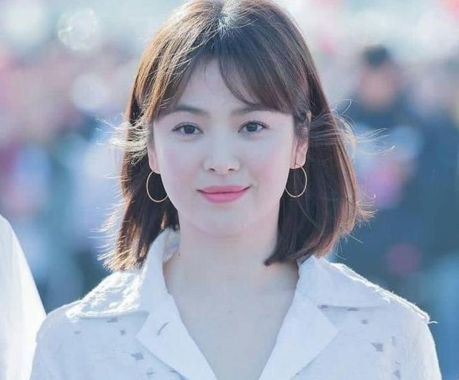 柳叶眼和桃花眼合在一起的眼型,柳叶眼和桃花眼的主要区别是什么