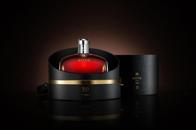 轩尼诗白兰地好喝还是马爹利,马爹利白兰地与轩尼诗白兰地