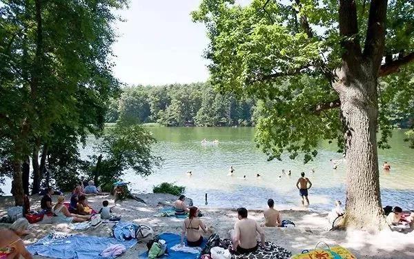 广州酸奶德语：看40度的夏天，德国的空调在哪里