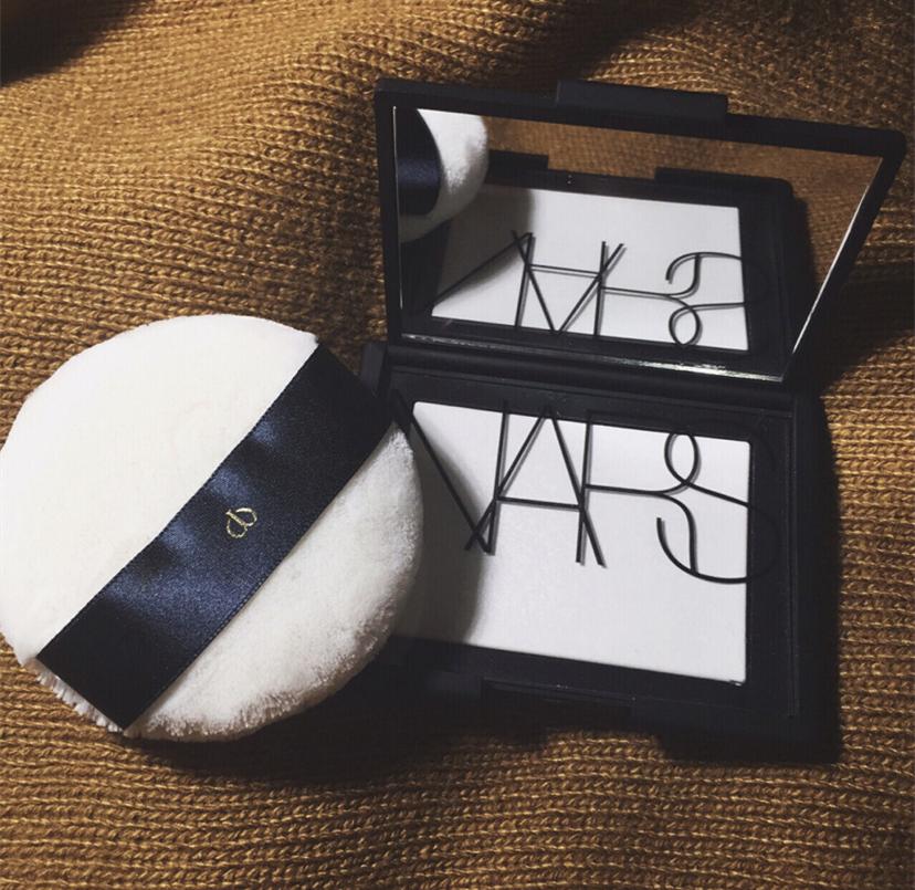 适合油皮的控油散粉,适合油皮混油皮的粉饼散粉