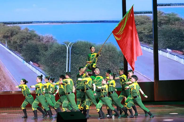 *疆新**兵团四师可克达拉市举办庆祝中国*产党共**成立100周年专题晚会暨职工文艺汇演颁奖晚会