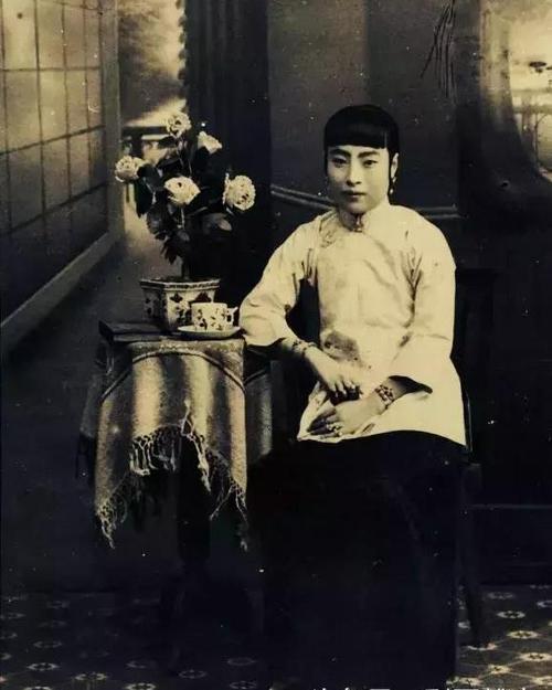 五位总统隐居农村,五位总统追的女人是谁