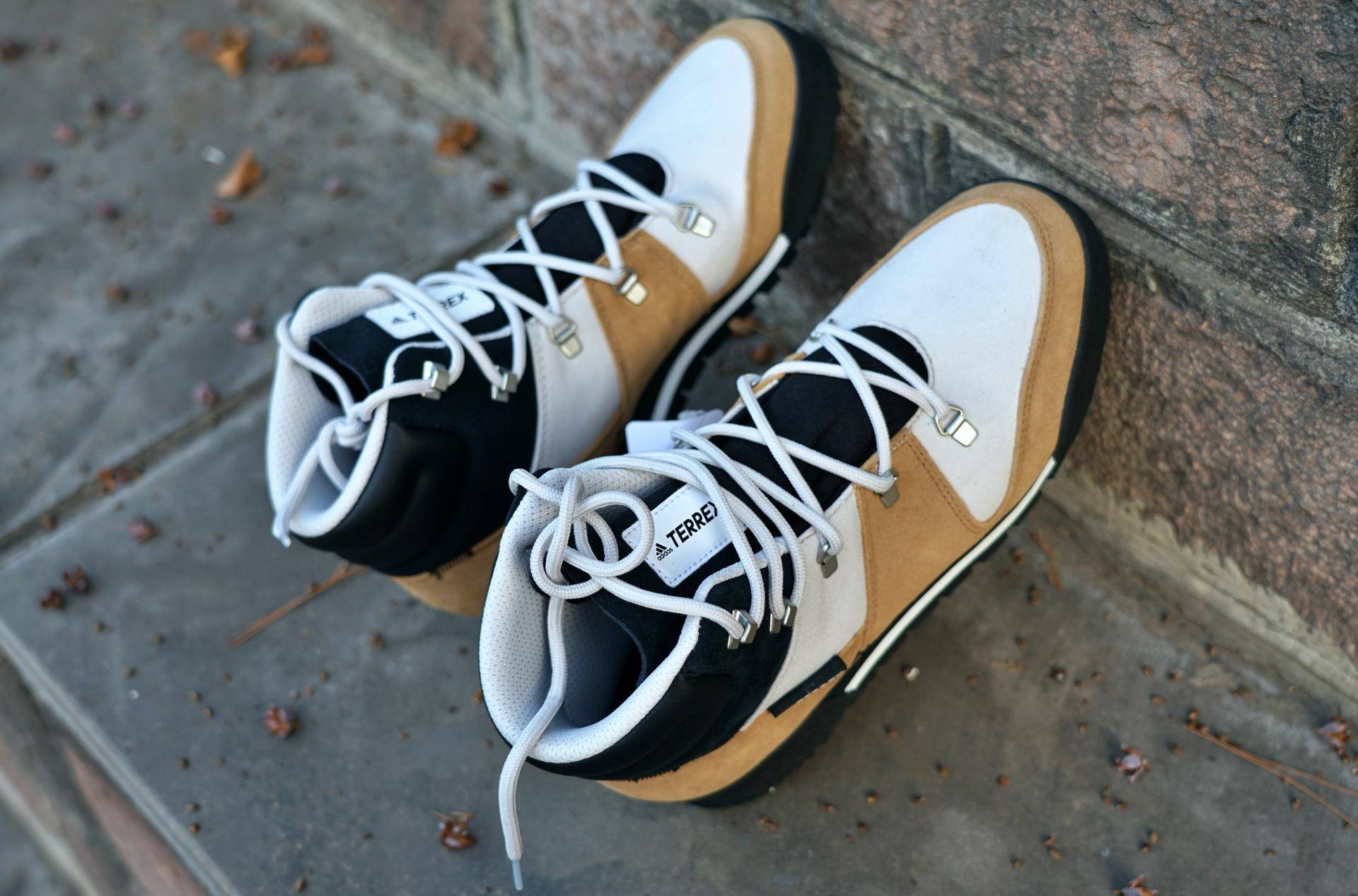 adidasterrex户外鞋防水吗,adidasterrex防水透气防风gtxpro