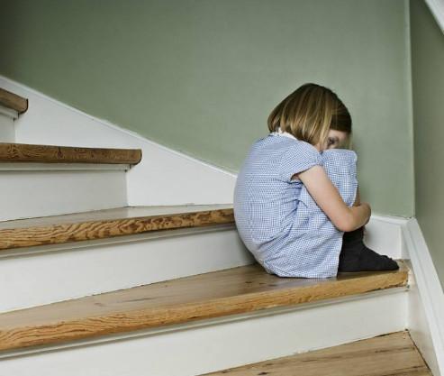 女生长得不好看自卑怎么安慰,女孩觉得自己不好看自卑怎么哄